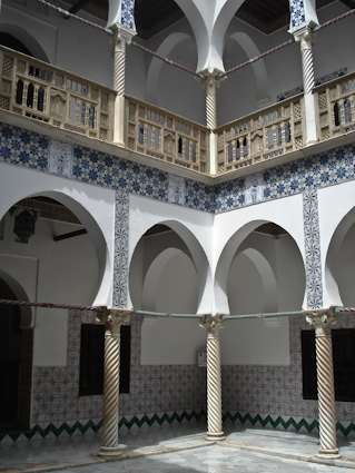 prostituée alger 2012